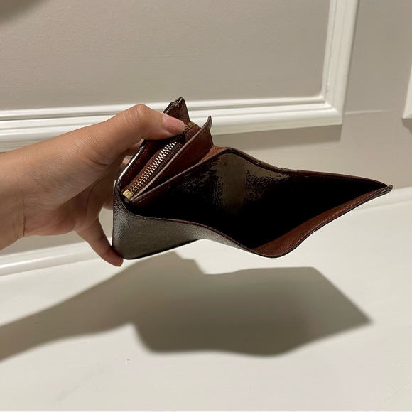 LV Monogram Tresor Wallet - Picture 9 of 10